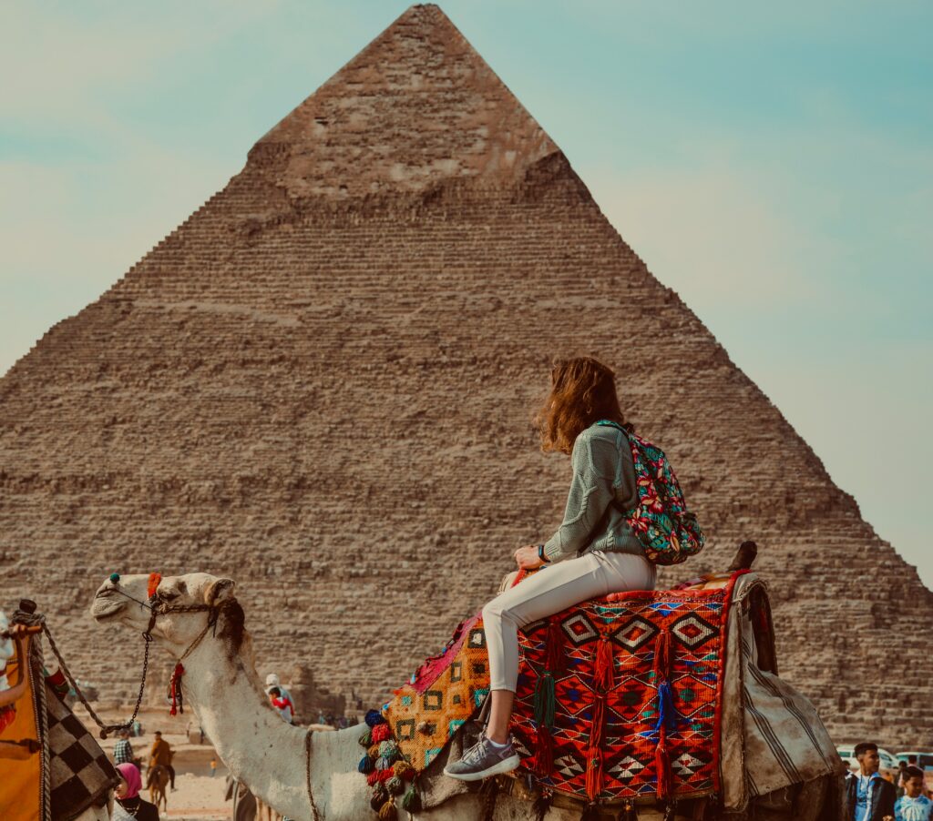 Egypt: Affordable Flights to the Pyramids, Giza's pyramids, top 10 budget countries for cheap flights