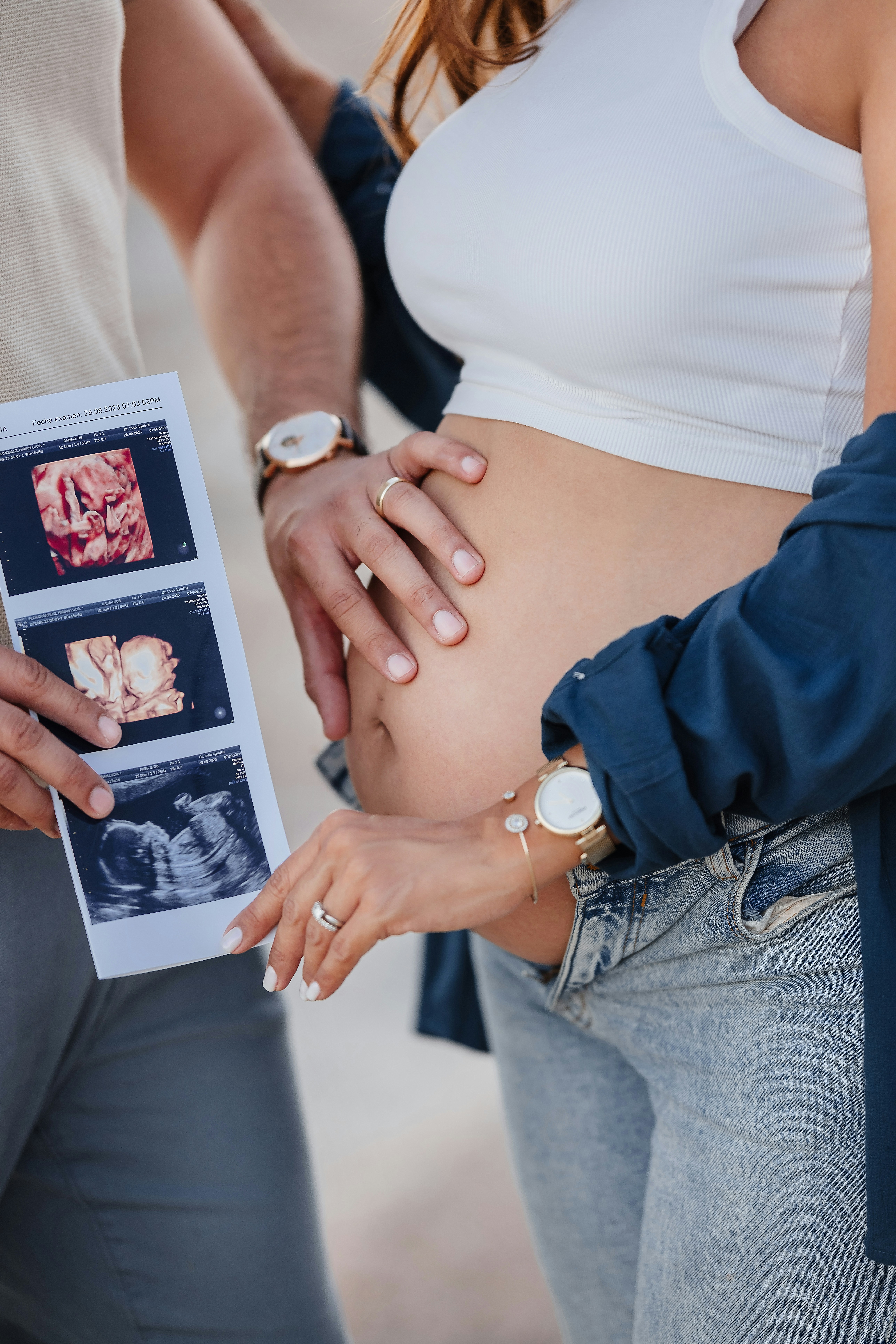 15+ Creative Maternity Photoshoot Ideas You’ll Love, blog, blogging, blogger, Writes of Seyda, maternity photoshoot ideas